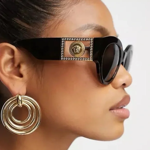 Versace Sunglasses, New 250 - Picture 4 of 5